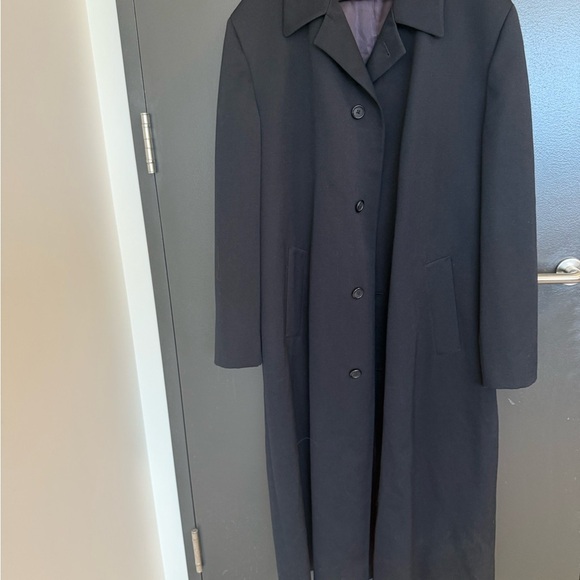 O’CONNOR’S 42L Wool mint condition “Rambler” overcoat navy, ultra luxury classic - Picture 10 of 15